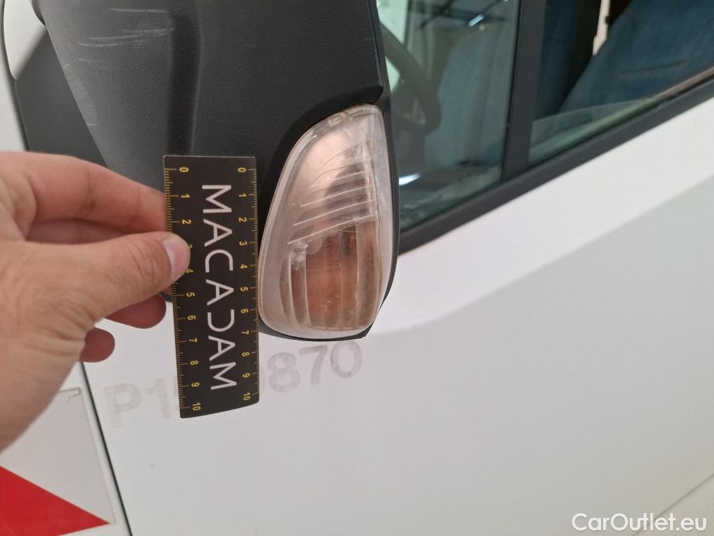  Renault  Master RENAULT  VU 4p Fourgon Gd Conf F3500 L2H2 dCi 125 #148