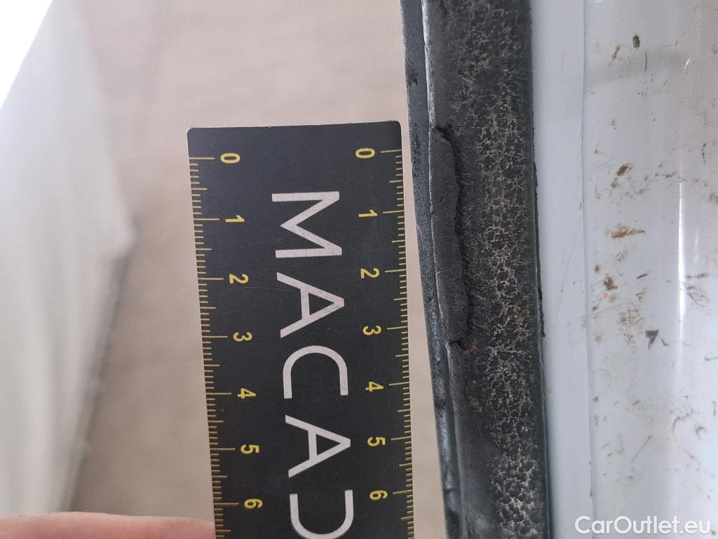  Renault  Master RENAULT  VU 4p Fourgon Gd Conf F3500 L2H2 dCi 125 #142