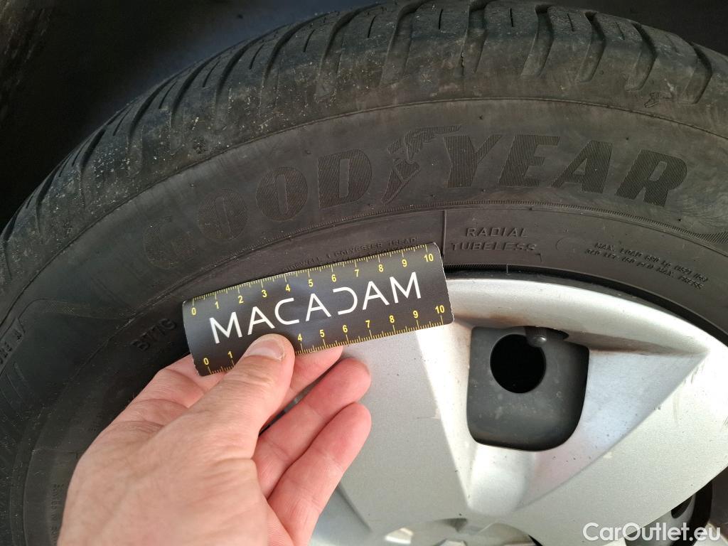  Renault  Kangoo  II Express Maxi Extra (Série Spéciale) 1.5 dCi 95CV BVM6 E6dT #13