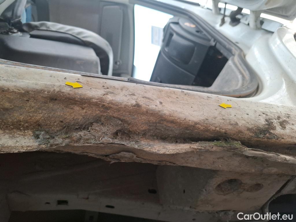  Renault  Master RENAULT  VU 4p Fourgon Gd Conf F3500 L2H2 dCi 125 #90