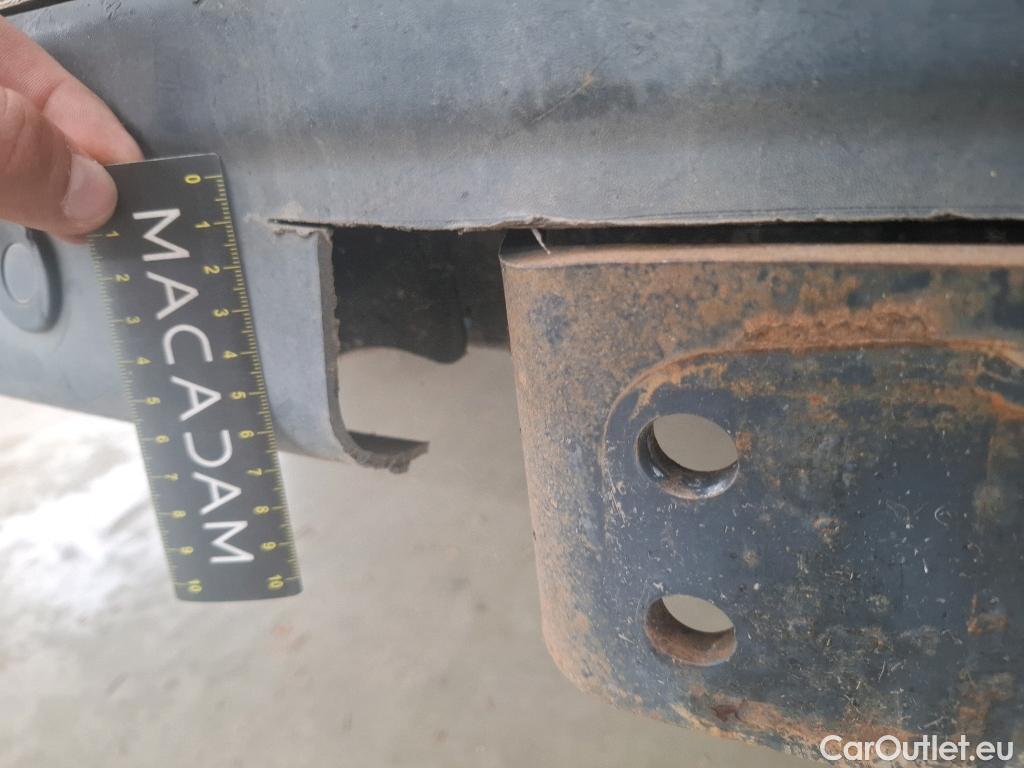  Renault  Master RENAULT  VU 4p Fourgon Gd Conf F3500 L2H2 dCi 125 #81