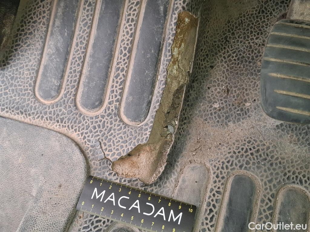  Renault  Master RENAULT  VU 4p Fourgon Gd Conf F3500 L2H2 dCi 125 #13