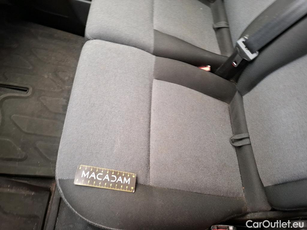  Renault  Master RENAULT  / 2014 / 4P / Fourgon tôlé &FG GCf Trac F3500 L2H2 dCi 110 Euro6 #48