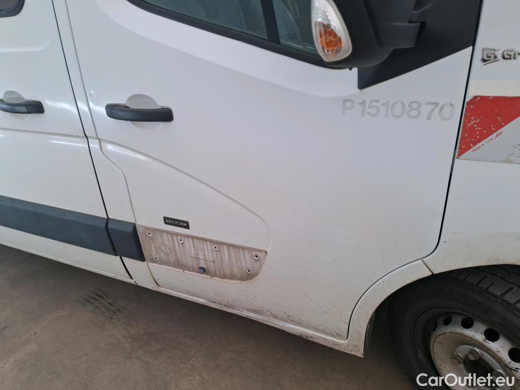  Renault  Master RENAULT  VU 4p Fourgon Gd Conf F3500 L2H2 dCi 125 #139