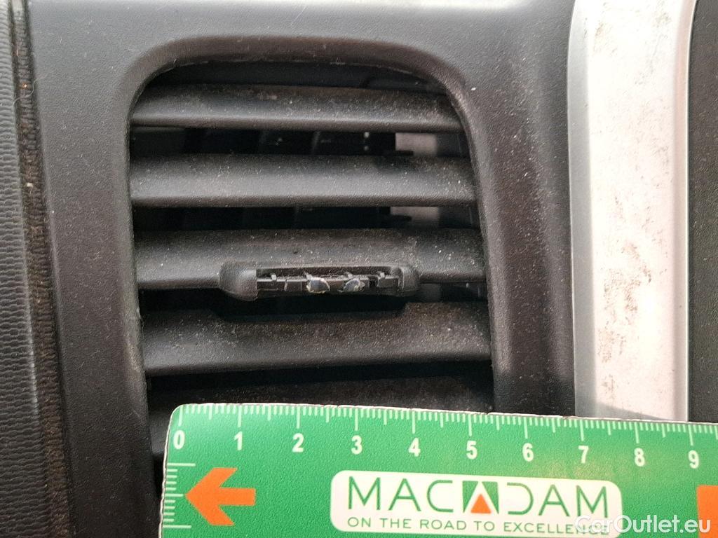  Renault  Trafic  III Fourgon Grand Confort L2H1 1200 dCi 170CV BVA6 E6dT #23