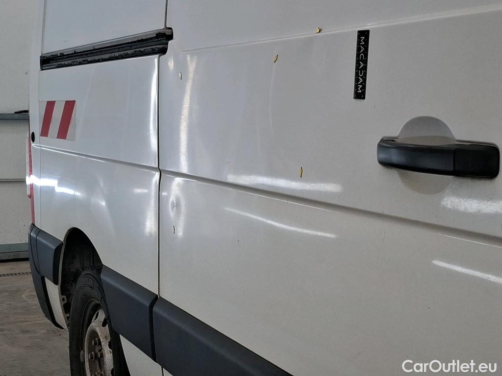  Renault  Master RENAULT  VU 4p Fourgon Gd Conf F3500 L2H2 dCi 125 #50