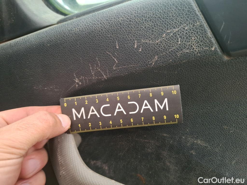  Renault  Master RENAULT  VU 4p Fourgon Gd Conf F3500 L2H2 dCi 125 #156