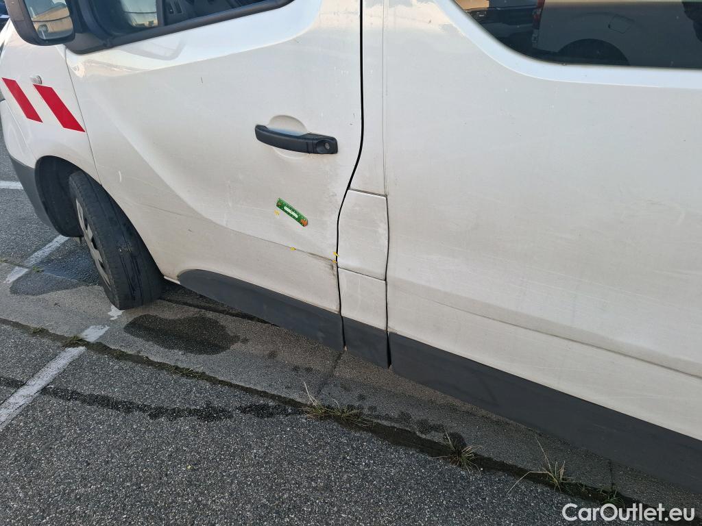  Renault  Trafic RENAULT  VU 4p Fourgon CA GCF L2H1 1200 Energy dCi 125 E6 #7