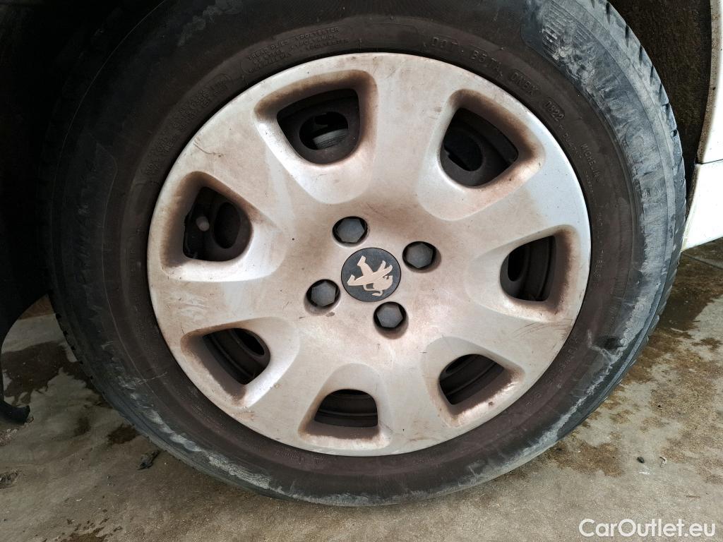  Peugeot  Partner  L1 Premium Pack 1.6 HDi 100CV BVM5 E6 #55