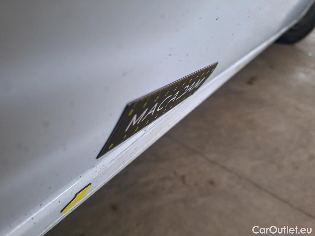  Renault  Master RENAULT  / 2019 / 4P / Fourgon tôlé FG Tr GCF F3300 L2H2 dCi 135 #19