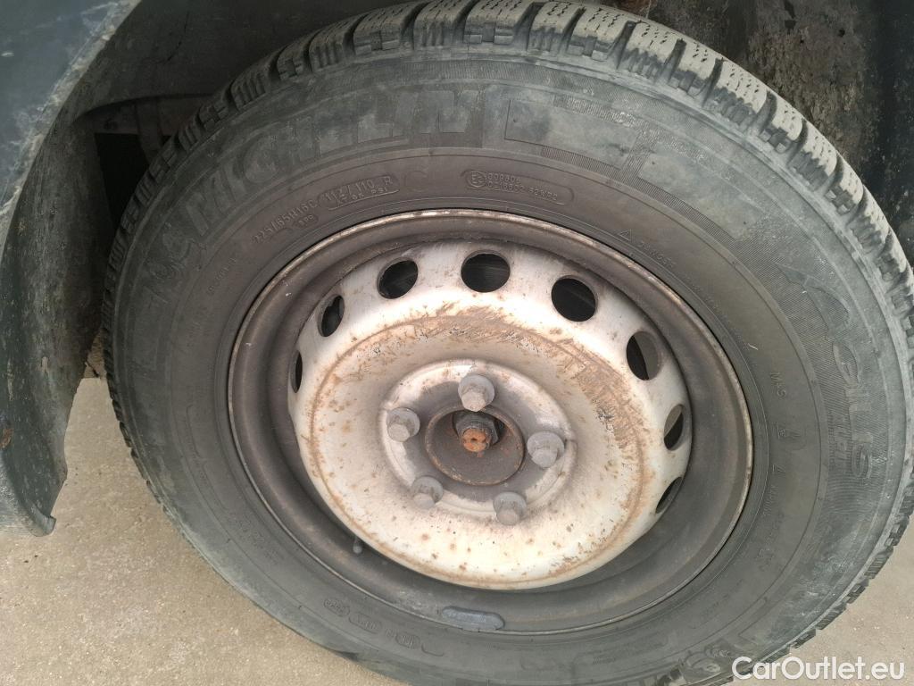  Renault  Master RENAULT  VU 4p Fourgon Gd Conf F3500 L2H2 dCi 125 #181