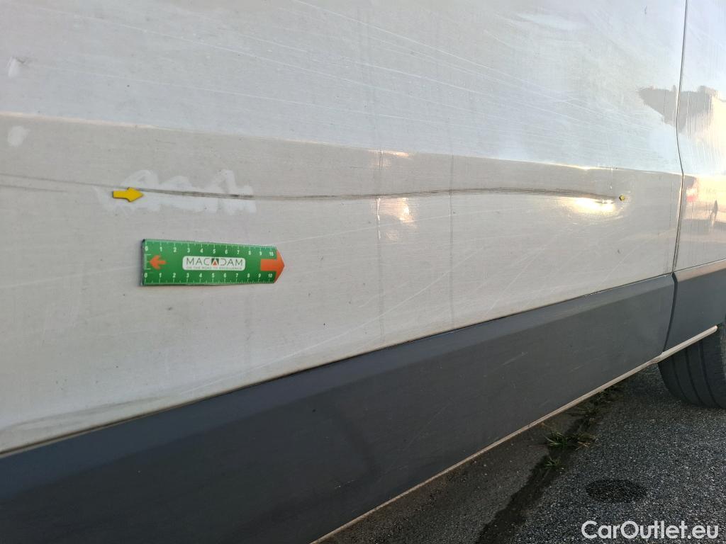  Renault  Trafic RENAULT  VU 4p Fourgon CA GCF L2H1 1200 Energy dCi 125 E6 #3