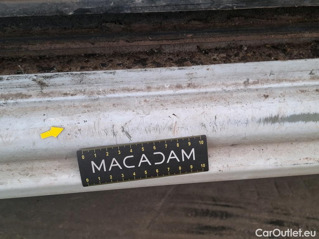  Renault  Master RENAULT  VU 4p Fourgon Gd Conf F3500 L2H2 dCi 125 #130