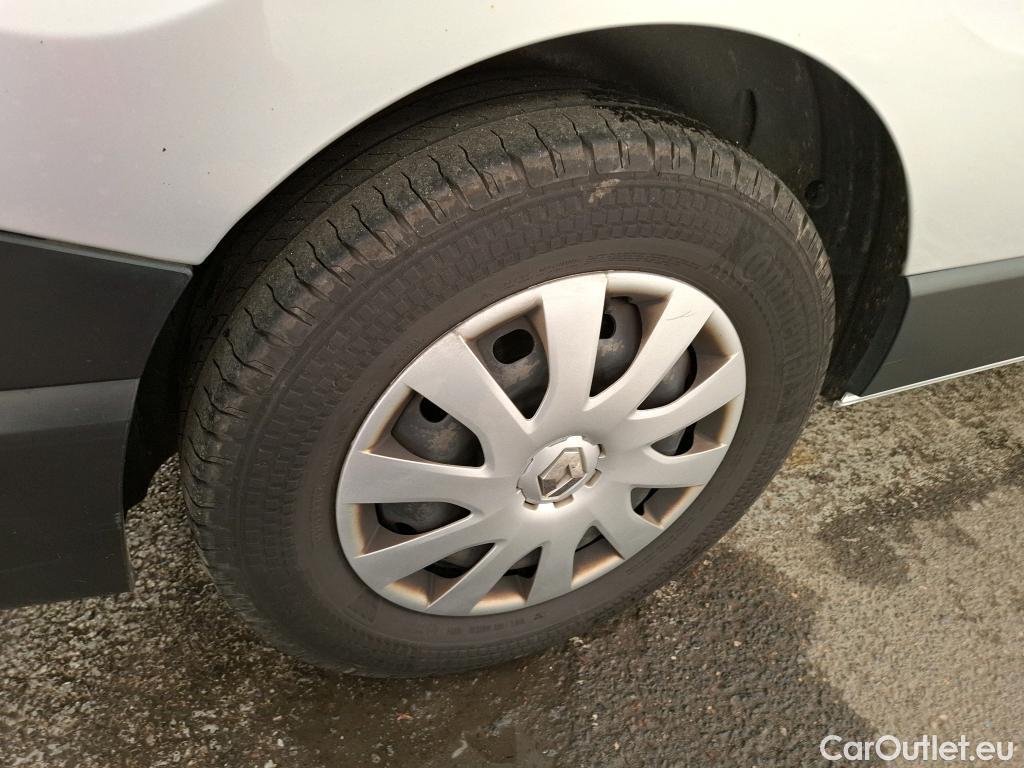  Renault  Trafic  III Fourgon Grand Confort L2H1 1200 dCi 170CV BVA6 E6dT #19