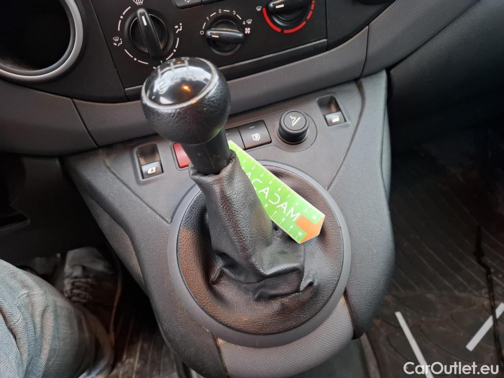  Peugeot  Partner  L1 Premium Pack 1.6 HDi 100CV BVM5 E6 #29