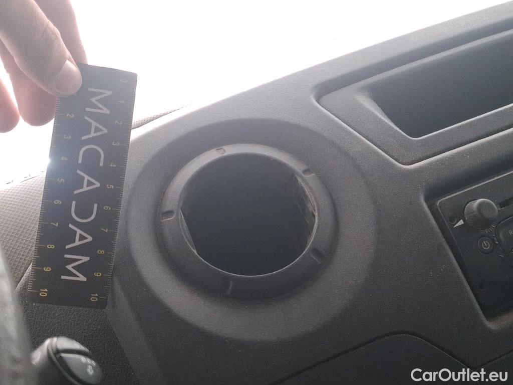  Renault  Master RENAULT  VU 4p Fourgon Gd Conf F3500 L2H2 dCi 125 #177