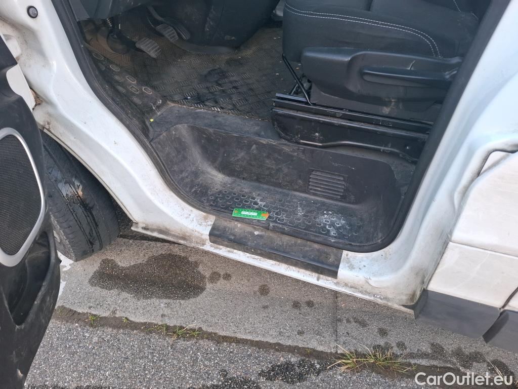  Renault  Trafic RENAULT  VU 4p Fourgon CA GCF L2H1 1200 Energy dCi 125 E6 #13