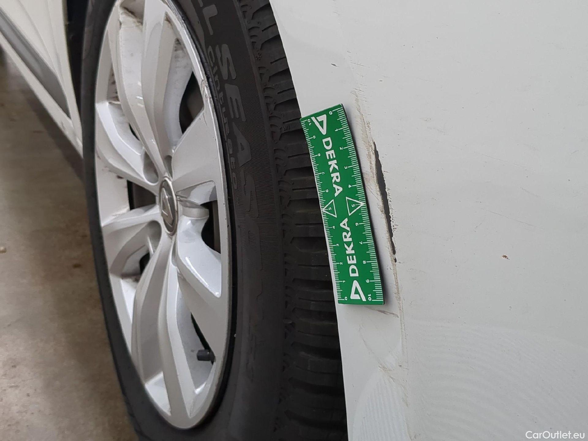  Renault  Clio  V Société Air Nav 1.5 dCi 85CV BVM6 E6dT #21