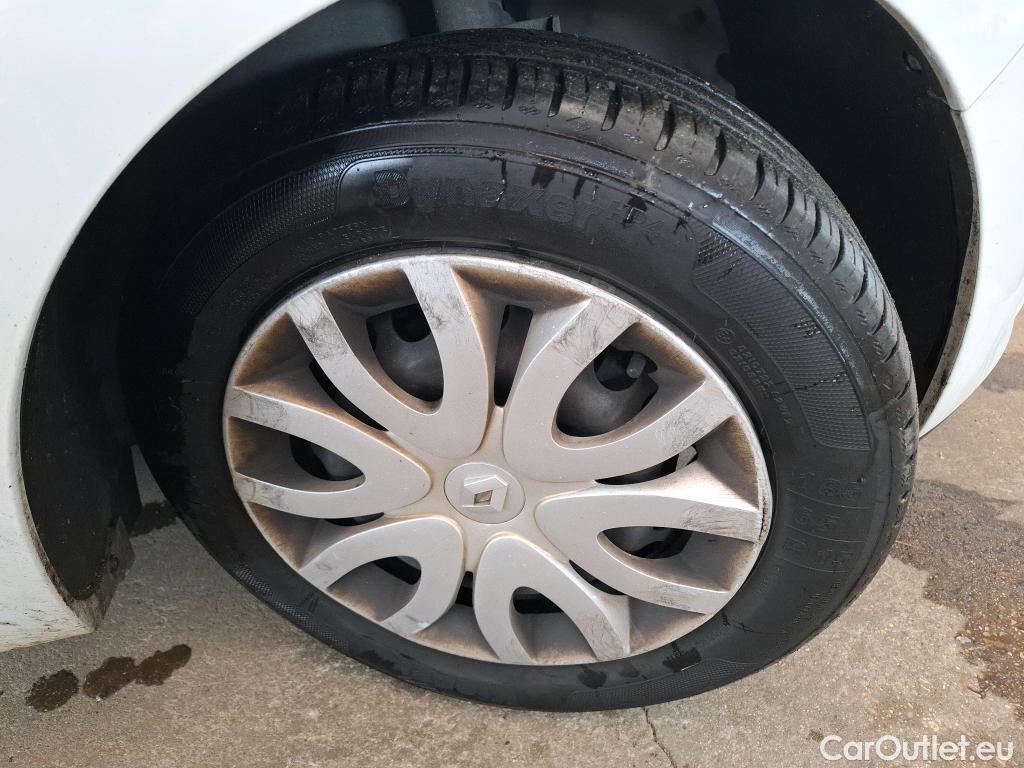  Renault  Clio  IV Air MediaNav 1.5 dCi 75CV BVM5 E6 #7