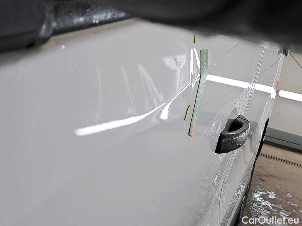  Renault  Trafic  Furgon L1H1 1200 Confort 1.6 dCi 145CV BVM6 E6 #38