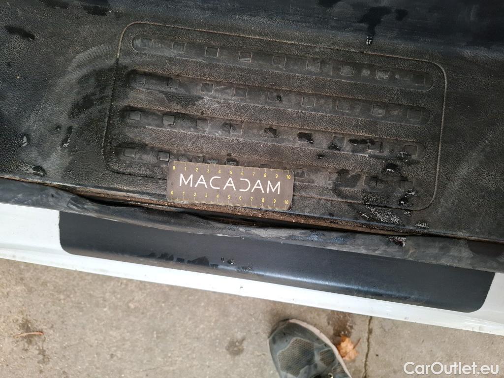  Volkswagen  Transporter VOLKSWAGEN  VU 4p Fourgon 2.0 TDi 102 L1H1 Business Line Plus #24