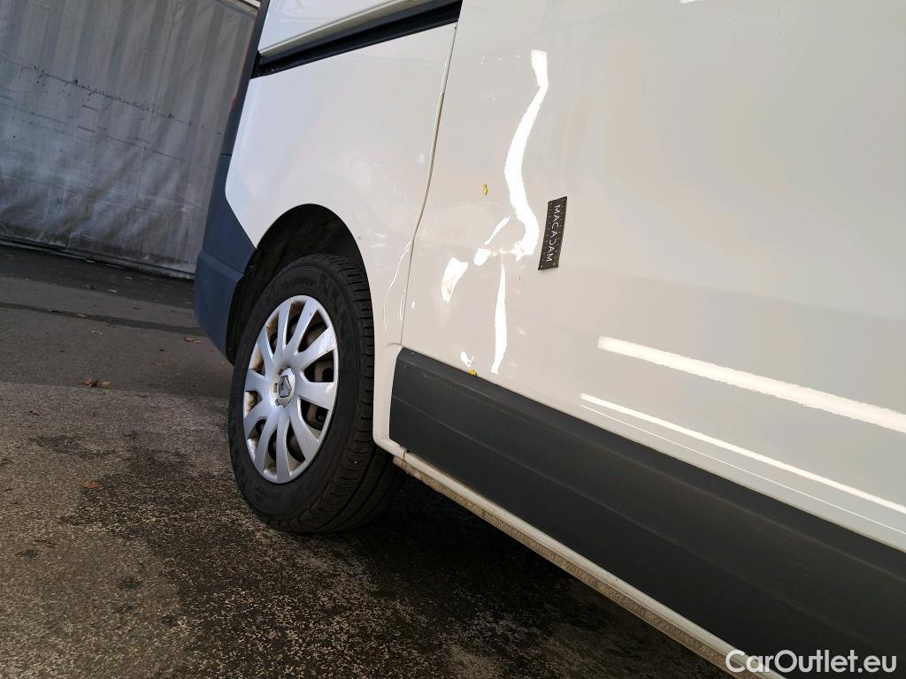  Renault  Trafic RENAULT  VU 4p Fourgon FG GCFL1H1 1000 dCi95 Stop&Start E6 #12