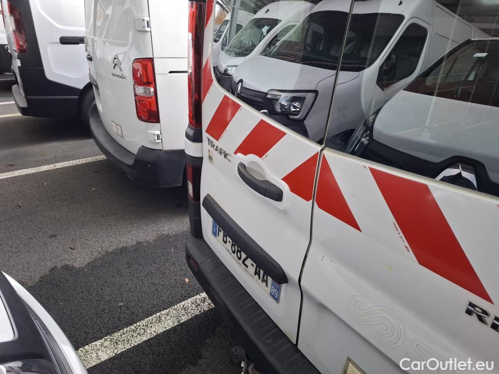  Renault  Trafic  Furgon Grand Confort L1H1 1200 1.6 dCi 125CV BVM6 E6 #27