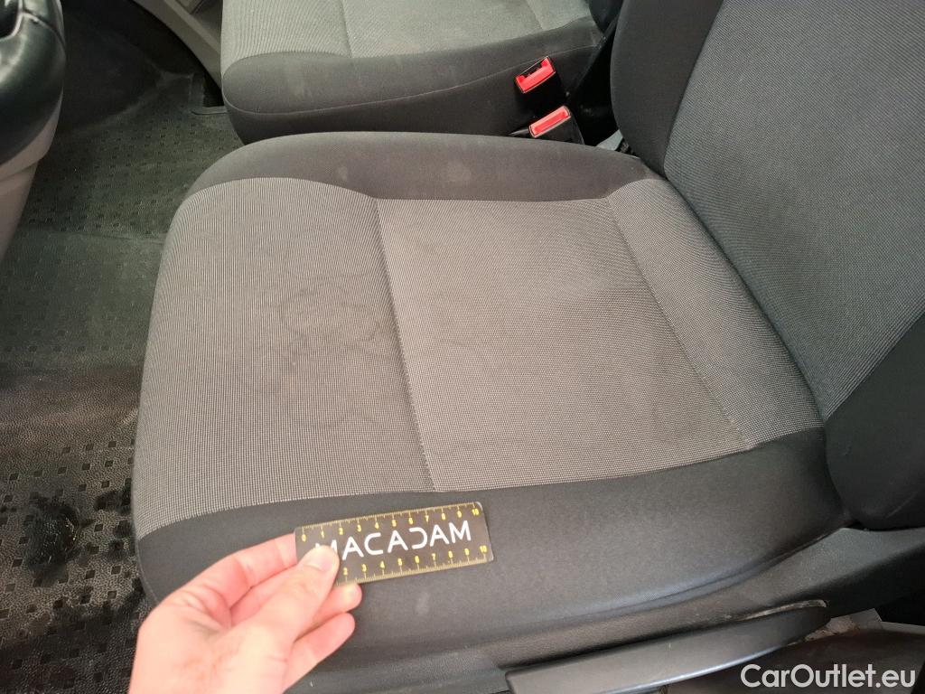  Volkswagen  Transporter VOLKSWAGEN  VU 4p Fourgon 2.0 TDi 102 L1H1 Business Line Plus #46