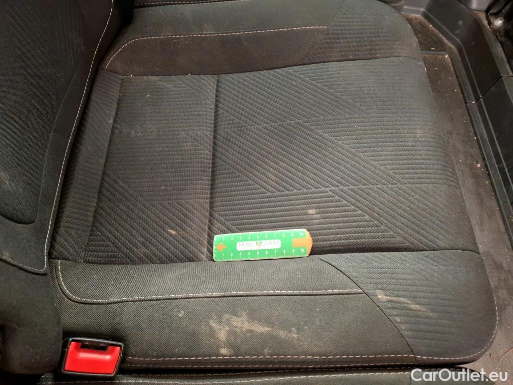  Renault  Trafic  III Fourgon Grand Confort L2H1 1200 dCi 170CV BVA6 E6dT #34