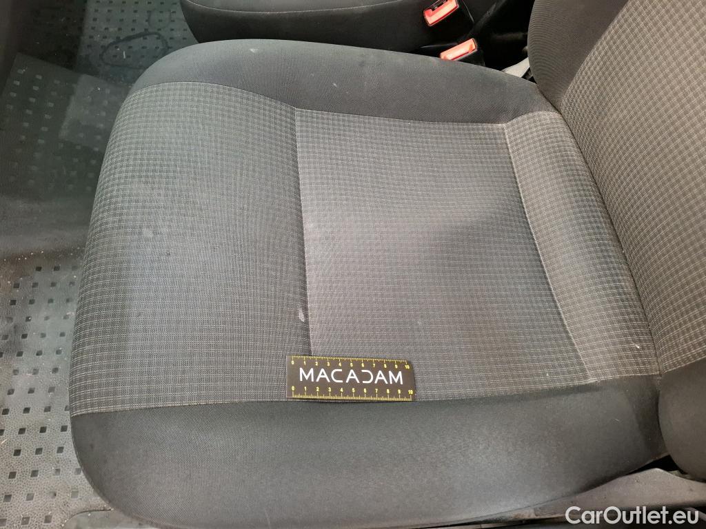  Volkswagen  Transporter VOLKSWAGEN  / 2019 / 4P / Fourgon tôlé 2.0 TDi 90 L1H1 Business #26