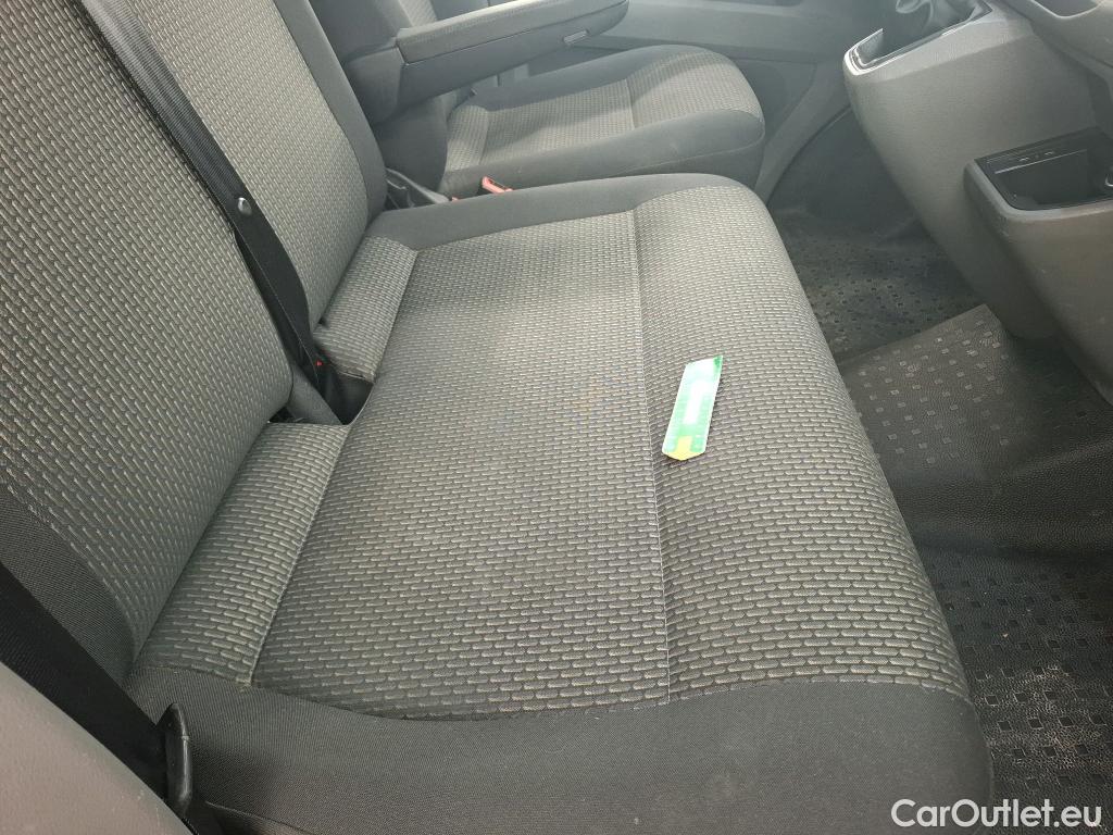  Volkswagen  Transporter VOLKSWAGEN  / 2019 / 4P / Fourgon tôlé 2.0 TDi 150 L1H1 Business #8