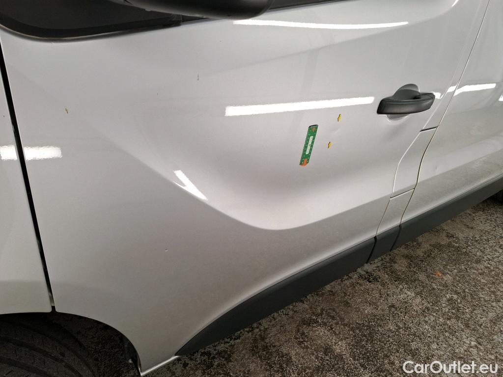  Renault  Trafic  III Fourgon Grand Confort L2H1 1200 dCi 170CV BVA6 E6dT #26