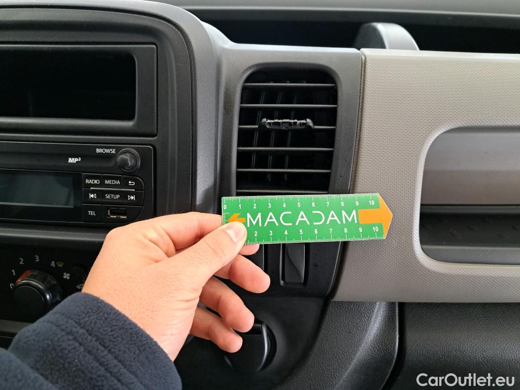  Renault  Trafic  Furgon L1H1 1200 Confort 1.6 dCi 145CV BVM6 E6 #36