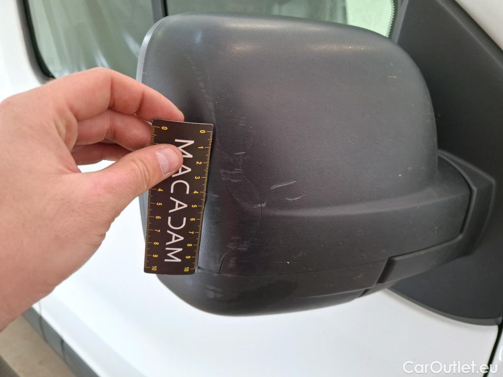  Renault  Trafic  Furgon Grand Confort L1H1 1200 1.6 dCi 125CV BVM6 E6 #17