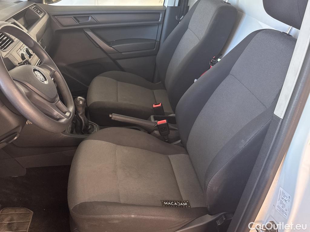  Volkswagen  Caddy VOLKSWAGEN  Van / 2015 / 4P / Fourgonnette 2.0 TDI 75 Business Line #15