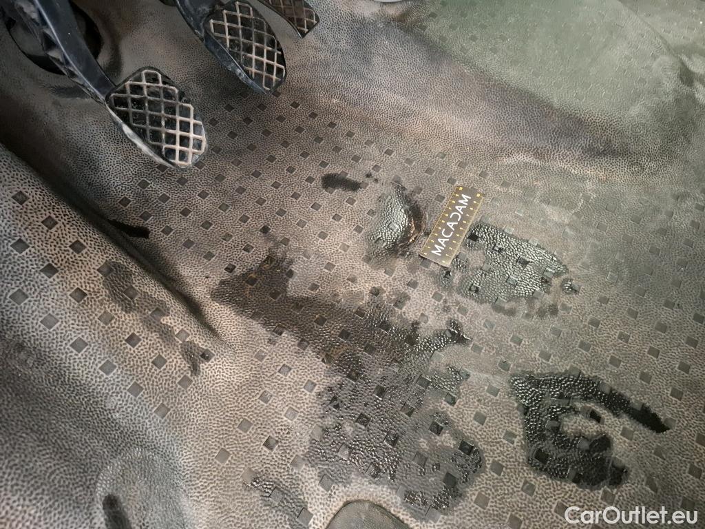  Volkswagen  Transporter VOLKSWAGEN  VU 4p Fourgon 2.0 TDi 102 L1H1 Business Line Plus #32