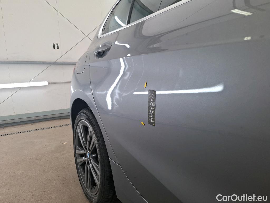  Bmw  Serie 1 BMW Série 1 / 2019 / 5P / Berline 116i DKG7 Business Design #8