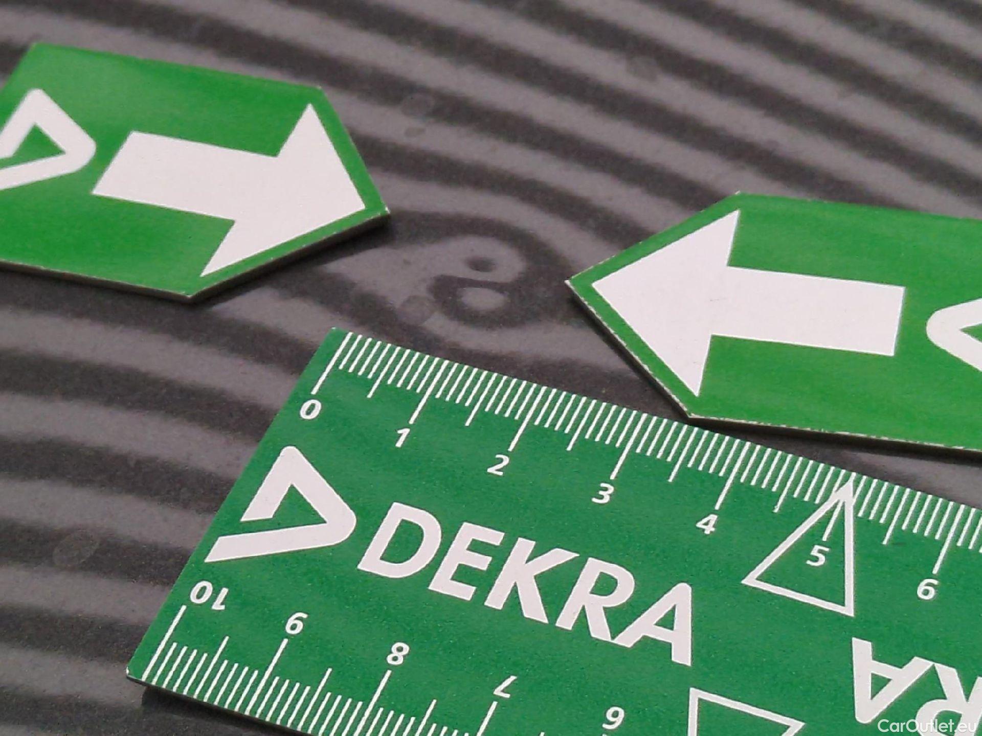  Citroen  C4 Cactus  Feel Business 1.5 BlueHDi 100CV BVM6 E6d #32