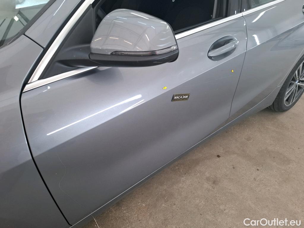  Bmw  Serie 1 BMW Série 1 / 2019 / 5P / Berline 116i DKG7 Business Design #4