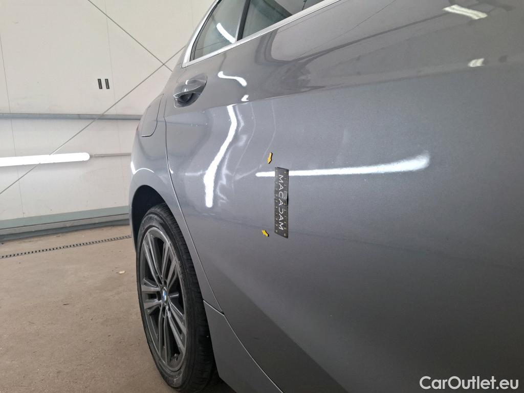  Bmw  Serie 1 BMW Série 1 / 2019 / 5P / Berline 116i DKG7 Business Design #9