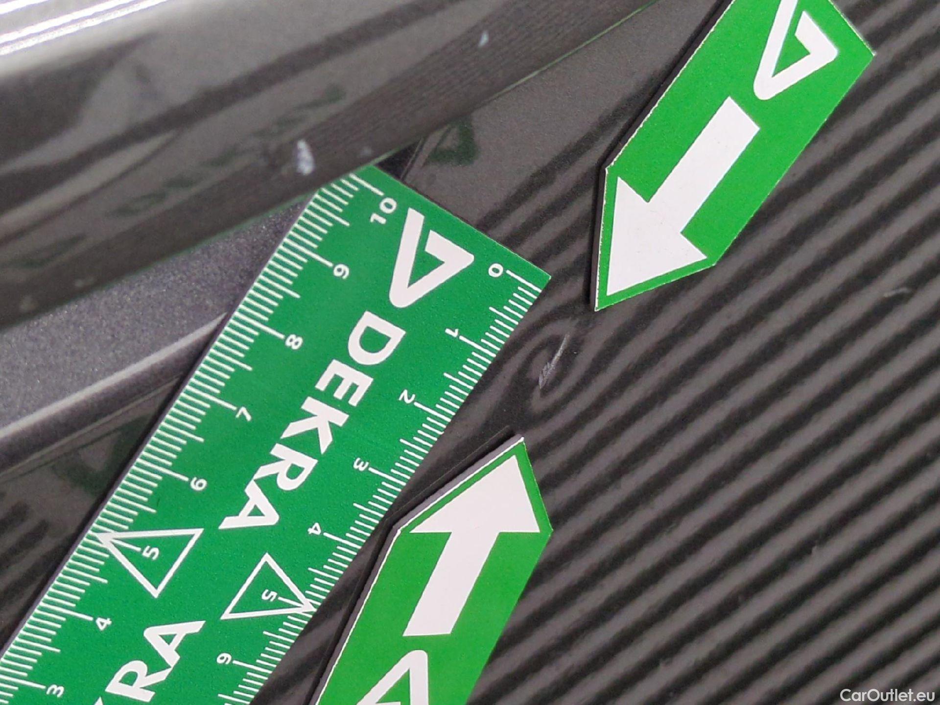  Citroen  C4 Cactus  Feel Business 1.5 BlueHDi 100CV BVM6 E6d #23