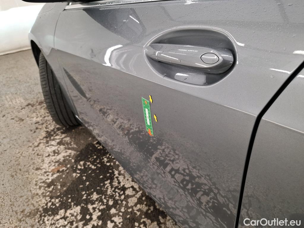  Bmw  Serie 1 BMW Série 1 / 2019 / 5P / Berline 116i DKG7 Business Design #1