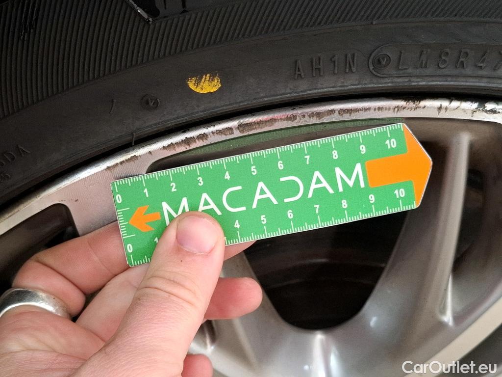  Bmw  X2 BMW  / 2017 / 5P / SUV sDrive20d Lounge BVA8 #14