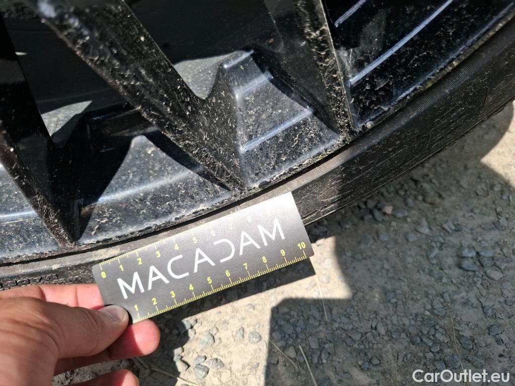  Jeep  Compass JEEP  / 2021 / 5P / SUV 1.3 TURBO T4 240 4XE S #39