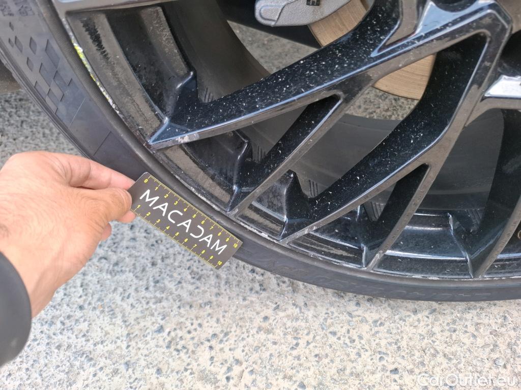  Jeep  Compass JEEP  / 2021 / 5P / SUV 1.3 TURBO T4 240 4XE S #56