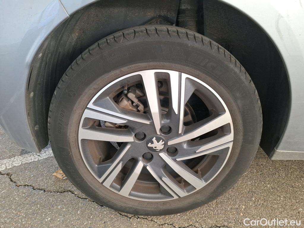  Peugeot  208  Allure Pack 1.2 PureTech 100CV BVM6 E6d #4