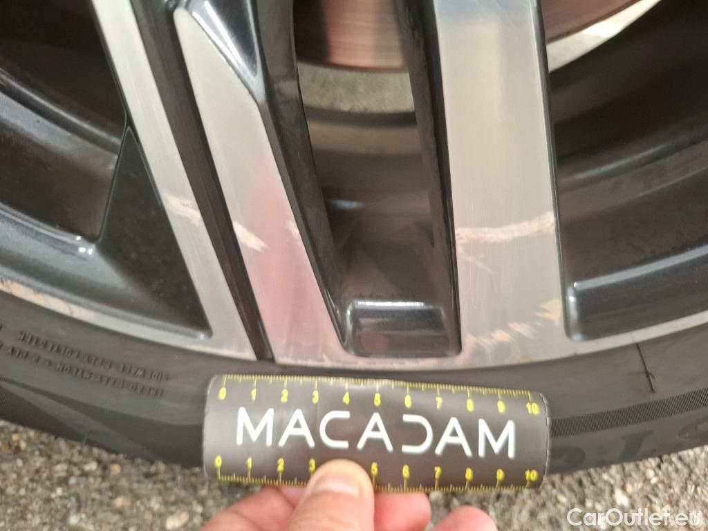  Peugeot  208  Allure Business 1.2 PureTech 100CV BVA8 E6d #18