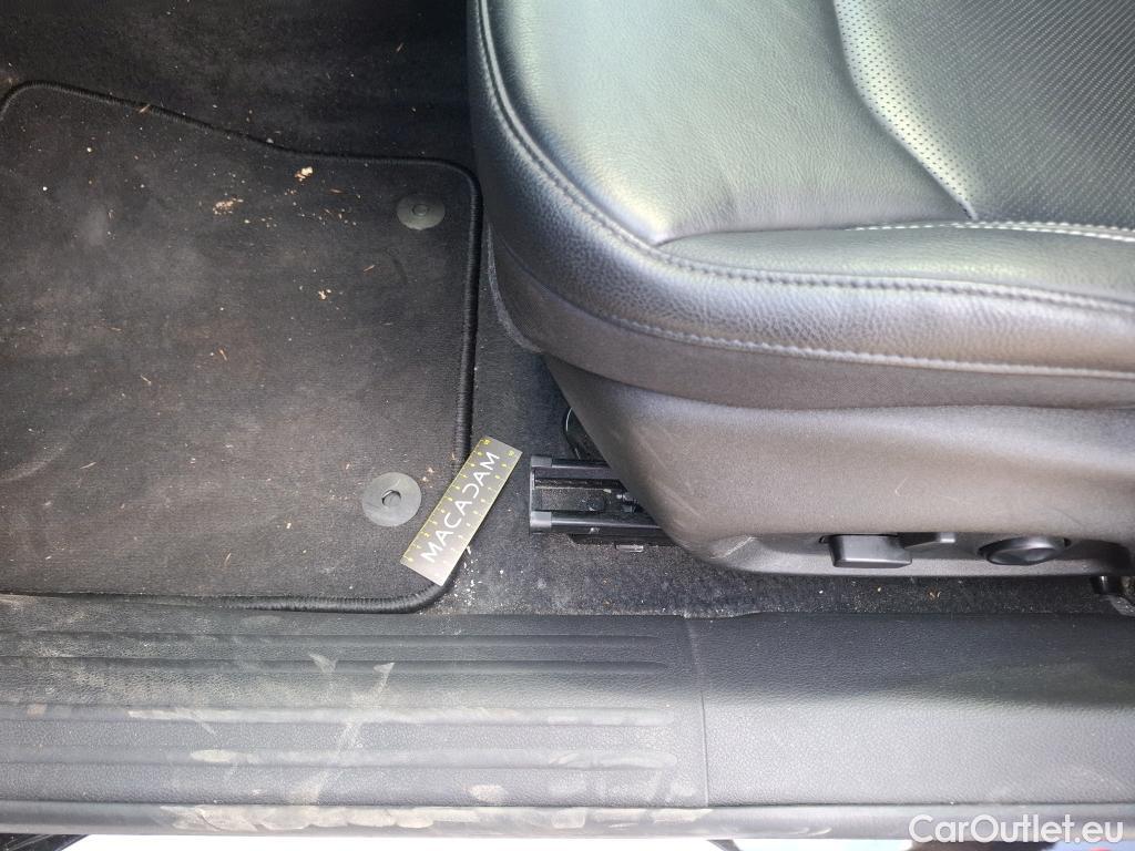  Jeep  Compass JEEP  / 2021 / 5P / SUV 1.3 TURBO T4 240 4XE S #64