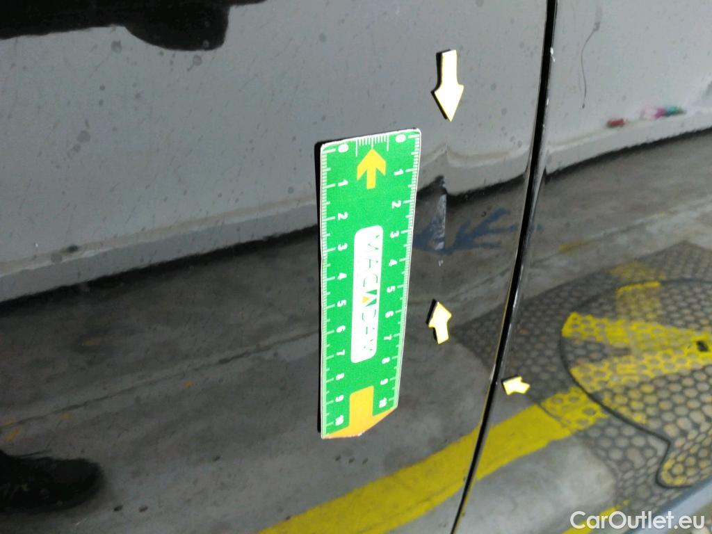  Peugeot  2008 PEUGEOT  5p Crossover BlueHDi 100 ¤6.c SandS ALLURE BU #8