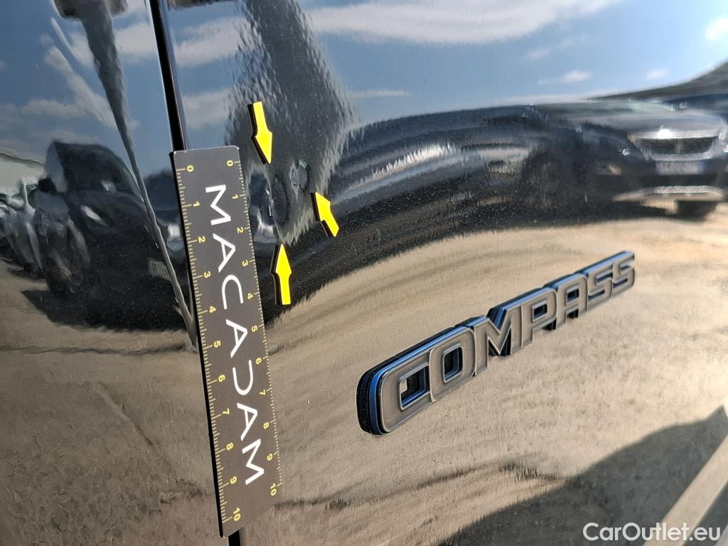  Jeep  Compass JEEP  / 2021 / 5P / SUV 1.3 TURBO T4 240 4XE S #72